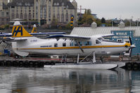 C-FIUZ @ CYWH - Harbour Air Dash 3 Turbo Otter - by Yakfreak - VAP