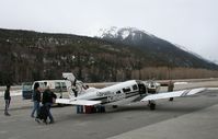 N31589 @ SGY - Skagway Air Services loading for a sched flight to Juneau, Alaska - by Murray Lundberg