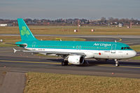 EI-CVC @ DUS - Taxiing to the runway - by Micha Lueck