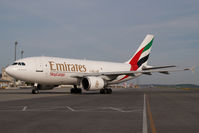A6-EFC @ VIE - Emirates Airbus 310 - by Yakfreak - VAP