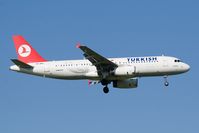 TC-JPG @ VIE - Turkish Airlines A320