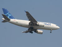 C-GLAT @ MCO - Air Transat