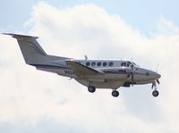 N924AC @ DAB - B200
