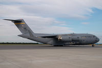 05-5152 @ VIE - USAF C17 - by Yakfreak - VAP