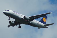 D-AIPZ @ EGCC - Lufthansa - Landing - by David Burrell