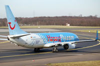 D-AHFC @ DUS - Turning onto the runway for take-off - by Micha Lueck