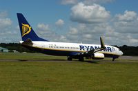 EI-DHG @ BOH - RYANAIR LINE UP 26 - by Patrick Clements