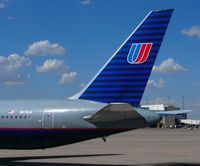 N676UA @ DEN - United Airlines 767-300. - by Francisco Undiks