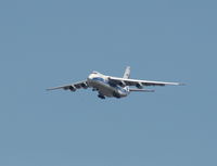 RA-82042 @ MCO - Volga