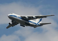 RA-82042 @ MCO - Volga