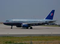N851UA @ DEN - United Airlines A319 Crossing VSR on Bravo November. - by Francisco Undiks