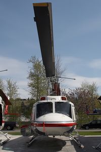 C-FALK @ CAB7 - Alpine Helicopter Bell 212