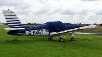 G-BKGT @ EGBW - early Sunday morning at Wellesborne Mountford