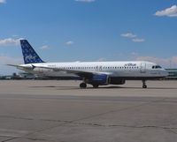 N568JB @ DEN - Jet Blue A320.