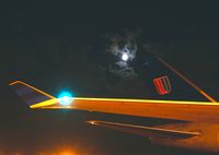 N182UA @ DEN - United Airlines 747-400 - by Francisco Undiks