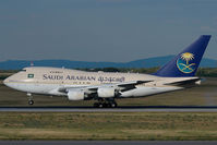 HZ-AIJ @ VIE - Saudia Boeing 747SP - by Yakfreak - VAP