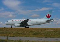C-GITP @ DEN - Air Canada A319 - by Francisco Undiks