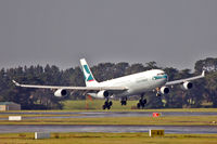 UNKNOWN @ AKL - Just about to touch down - by Micha Lueck