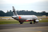 VH-VQU @ CHC - Taxiing to the runway - by Micha Lueck