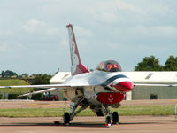 86-0041 @ EGVA - F-16D/Thunderbirds ADS/RIAT Fairford (Thunderbird 8) - by Ian Woodcock