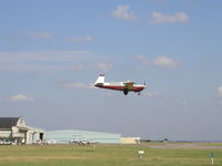 N5000L @ KFCM - Landing Runway 18. - by Mitch Sando