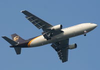 N138UP @ MCO - UPS