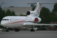 RA-42424 @ LOWW - nice Russian Tri-Jet - by Wolfgang Kronfuss