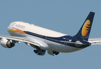 VT-JWG @ EGLL - Jet Airways 777 - by Kevin Murphy