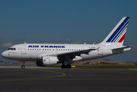 F-GUGQ @ VIE - Air France Airbus 318 - by Yakfreak - VAP