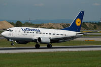 D-ABJI @ VIE - Lufthansa Boeing 737-500 - by Yakfreak - VAP