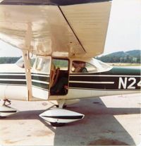 N2430U @ AFJ - Dad giving rides to some friend from Wheeling.