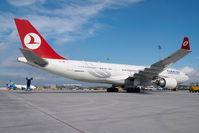 TC-JNE @ VIE - Turkish Airlines Airbus 330-200 - by Yakfreak - VAP