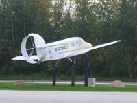 N327BD @ MTW - N327BD