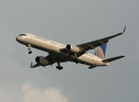 N12116 @ TPA - Continental