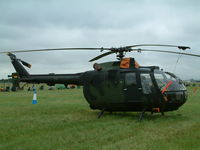 87 00 @ FFD - Royal International Air Tattoo 2004 - by Steve Staunton