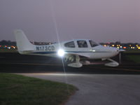 N173CD @ MWC - 3CD @ Night