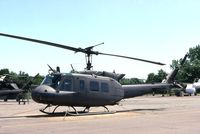 68-15637 @ BDL - UH-1H on the Army Guard ramp