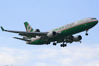 B-16108 @ EGLL - nice Tri-Jet on final RWY09L - by Wolfgang Kronfuss