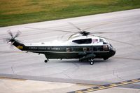 159353 @ CID - Presidential Helicopter in for President Bush's visit