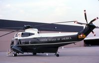 159355 @ DPA - Marine One in for a visit in Geneva, IL by President Reagan