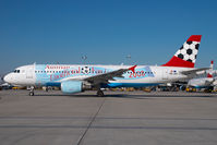 OE-LBU @ LOWW - Austrian Airlines Airbus 320 - by Yakfreak - VAP