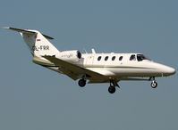 OE-FRR @ LFRS - Landing rwy 03 - by Shunn311