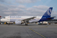 OO-SSM @ VIE - Burussels AIrlines Airbus A319 - by Yakfreak - VAP
