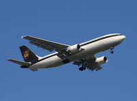 N135UP @ MCO - UPS