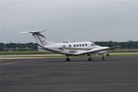 N766LF @ ORL - Beech 200