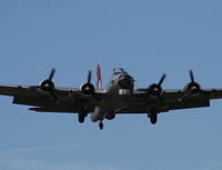 N5017N @ ORL - Aluminum Overcast