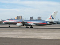 N673AN @ KLAS - American Airlines / 1998 Boeing 757-223 / Now with winglets! - by Brad Campbell