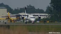 N328BH @ ISO - Taxiing in, for a brief stop