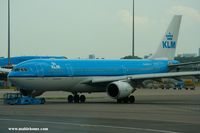 PH-AOF @ EHAM - KLM - by Michel Teiten ( www.mablehome.com )