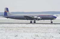 N996DM @ LOWW - RED BULL DC 6B - by Delta Kilo